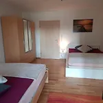 Haus Der Weinkoenigin Kristina Писпорт