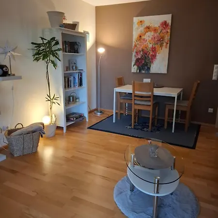 Haus Der Weinkoenigin Kristina פיספורט