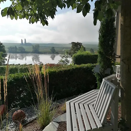 Haus Der Weinkoenigin Kristina *