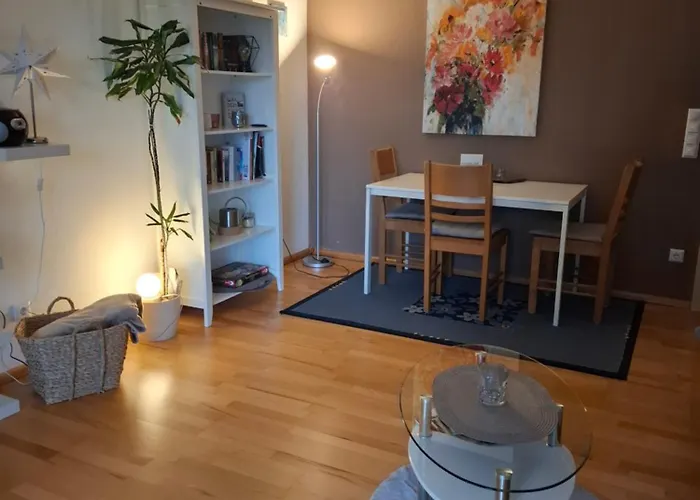 Haus Der Weinkoenigin Kristina פיספורט