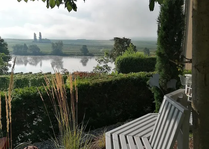 Haus Der Weinkoenigin Kristina *